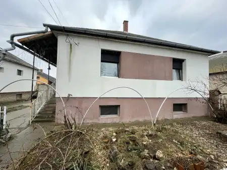 Eladó családi ház, Hernádnémeti 5+1 szoba 180 m² 29.9 M Ft