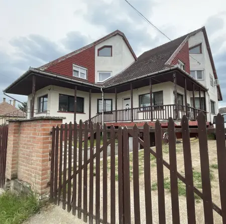Eladó családi ház, Prügy 4 szoba 190 m² 29.5 M Ft