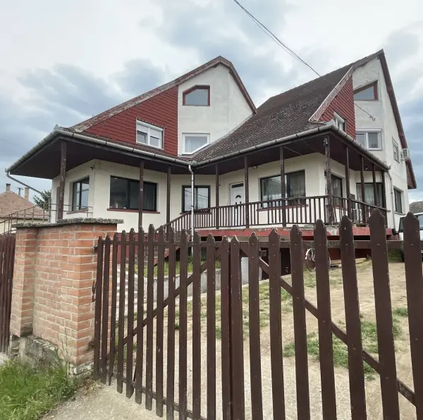 Eladó családi ház, Prügy 4 szoba 190 m² 29.5 M Ft